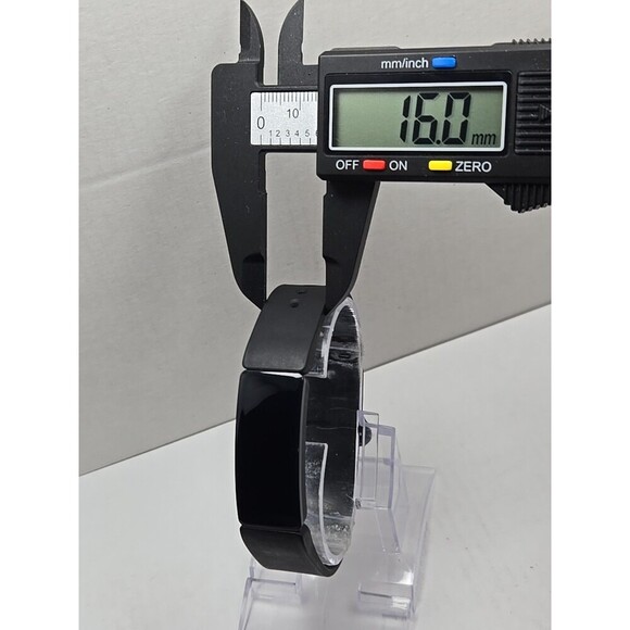 Fitbit Inspire FB412 Fitness Activity Tracker Black Tested Includes Charger Band - Picture 7 of 11